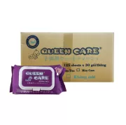 Khăn Giấy Ướt Queen Care Cao Cấp Tím (125 Tờ)